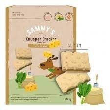 Sammy's crispy crackers dogs treats with cheese and spinach filling