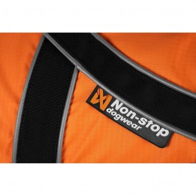 Non-stop dogwear Safe life jacket 2.0 is a life jacket developed for dogs. 3