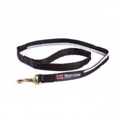 NON-STOP  Strong leash provides a good grip and control of your dog.